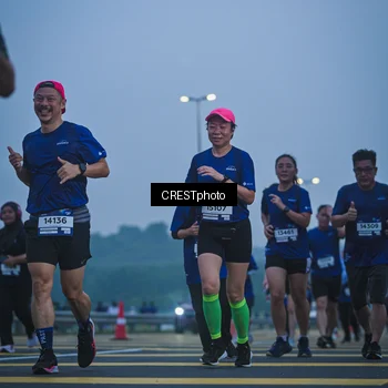 Runner Photo 7500353