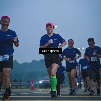Runner Photo 7500357