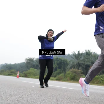 Runner Photo 7500365