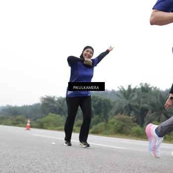 Runner Photo 7500371