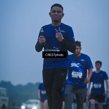 Runner Photo 7500412