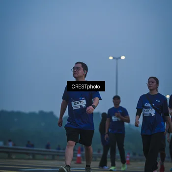 Runner Photo 7500438