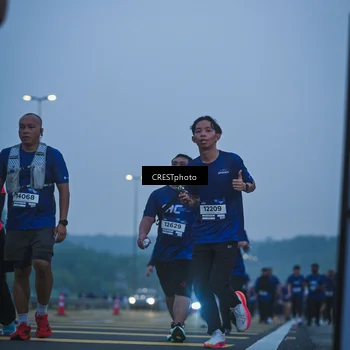 Runner Photo 7500458