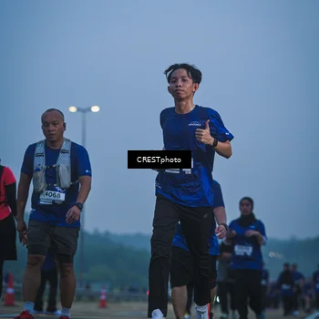 Runner Photo 7500463