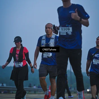 Runner Photo 7500468