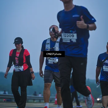 Runner Photo 7500480