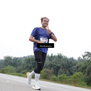 Runner Photo 7500578