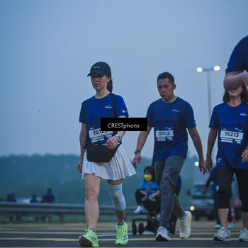 Runner Photo 7500615