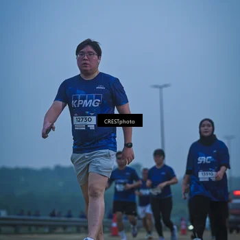 Runner Photo 7500662