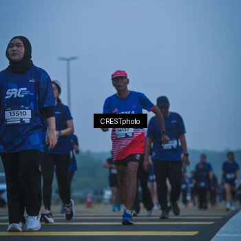 Runner Photo 7500673