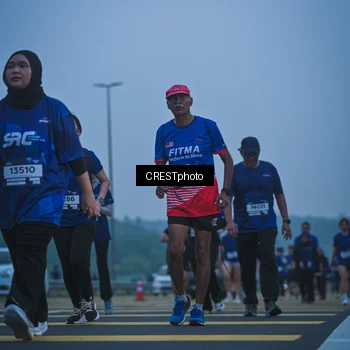 Runner Photo 7500674