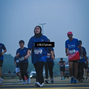 Runner Photo 7500675