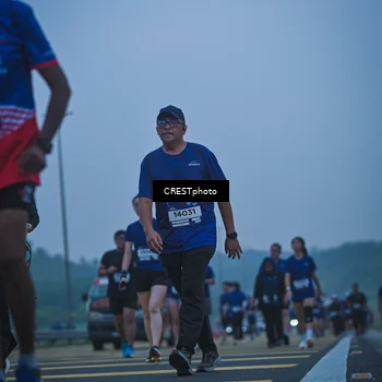 Runner Photo 7500685