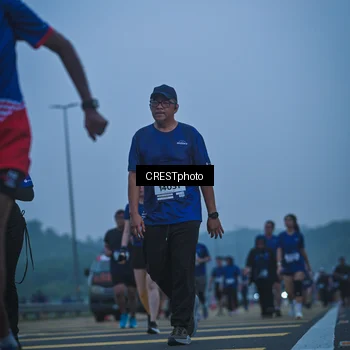 Runner Photo 7500700