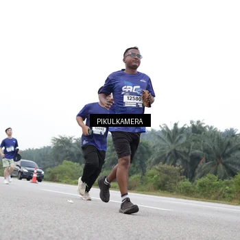 Runner Photo 7500764