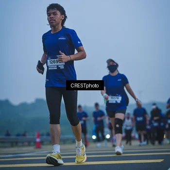 Runner Photo 7500780