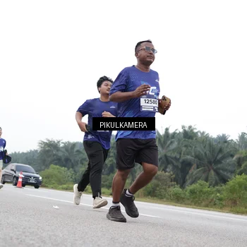 Runner Photo 7500781