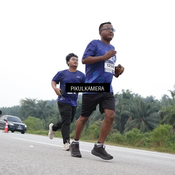 Runner Photo 7500783