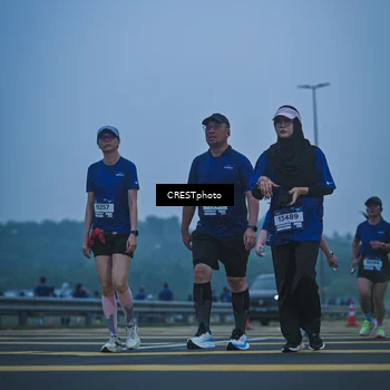 Runner Photo 7500799