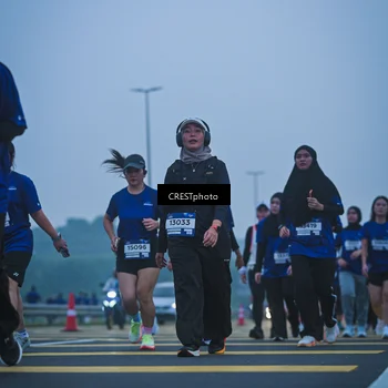 Runner Photo 7500803