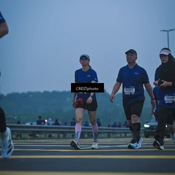 Runner Photo 7500809