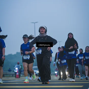 Runner Photo 7500810