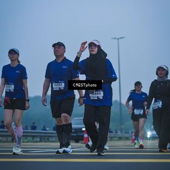 Runner Photo 7500824