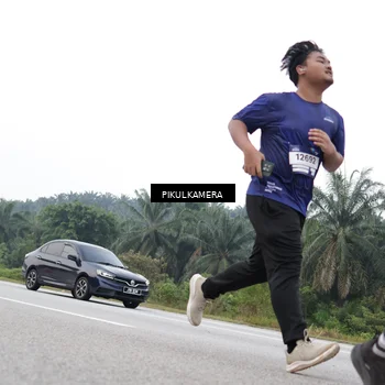 Runner Photo 7500842