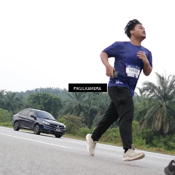 Runner Photo 7500850