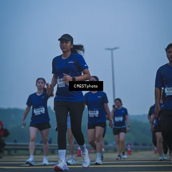 Runner Photo 7500875