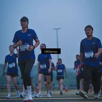 Runner Photo 7500885
