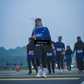 Runner Photo 7500910
