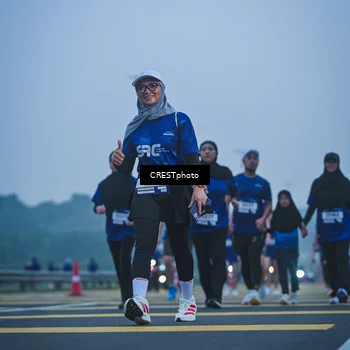 Runner Photo 7500913