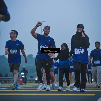 Runner Photo 7500927