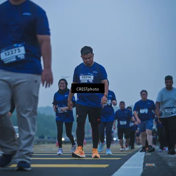 Runner Photo 7500955
