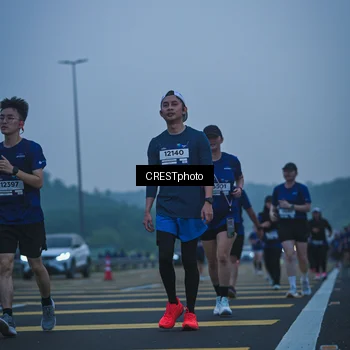 Runner Photo 7500996
