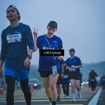 Runner Photo 7501007