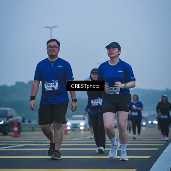 Runner Photo 7501011