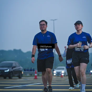Runner Photo 7501013