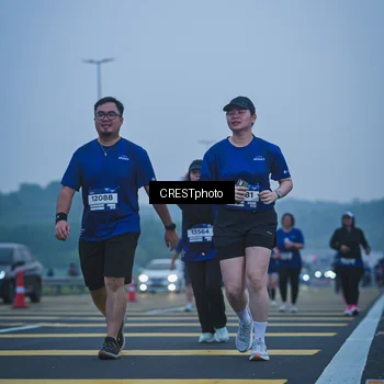 Runner Photo 7501021