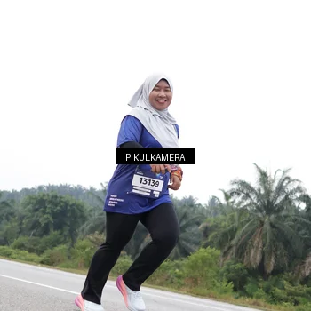 Runner Photo 7501026