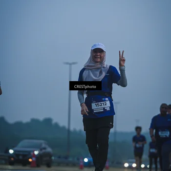 Runner Photo 7501062