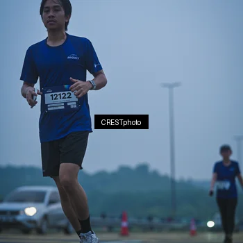 Runner Photo 7501083