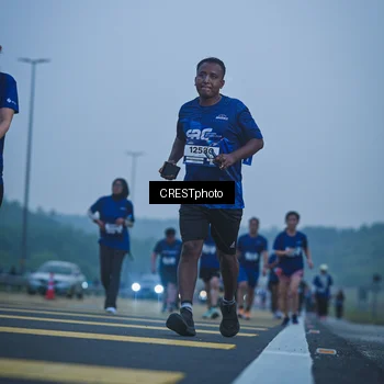 Runner Photo 7501084