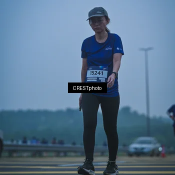 Runner Photo 7501085