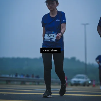 Runner Photo 7501098