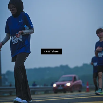 Runner Photo 7501103