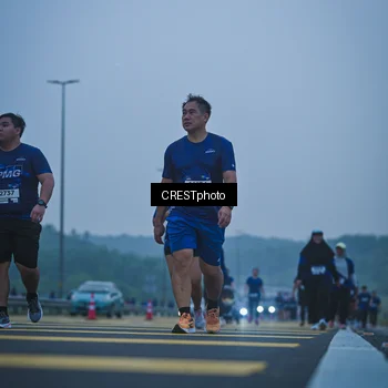 Runner Photo 7501113