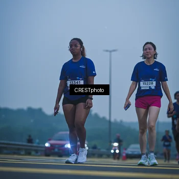 Runner Photo 7501134