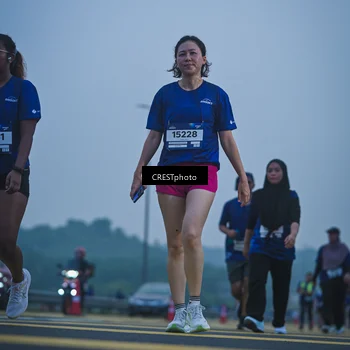 Runner Photo 7501140